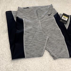 Nike women’s  sports leggings